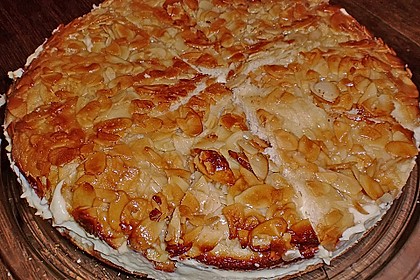 Großmutters Bienenstich 5