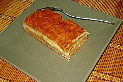 Großmutters Bienenstich 11