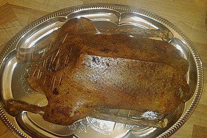 Gans mit Maronenf&uuml;llung 1