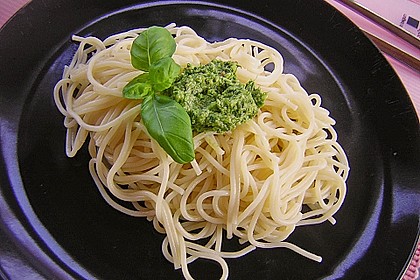 Basilikumpesto 1