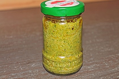 Basilikumpesto 28