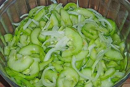 Thail&auml;ndischer Gurkensalat 4