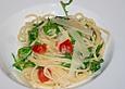 Spaghetti mit Rucola und Mozzarella
