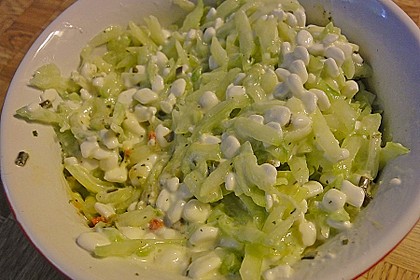 Gurkensalat mit H&uuml;ttenk&auml;se 4