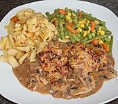 Schweinemedaillons mit Kn&ouml;deln und Buttergem&uuml;se (Bild)