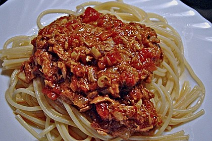 Spaghetti mit Thunfischsauce