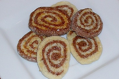 Schwarz Weiss Gebäck 46