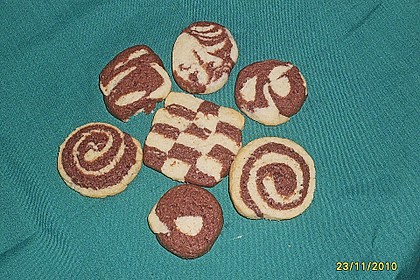 Schwarz Weiss Gebäck 35