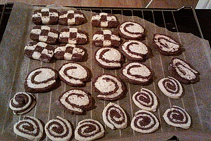 Schwarz Weiss Gebäck 58