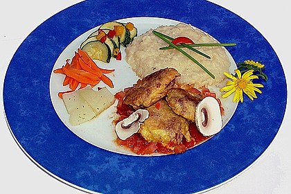 Exotisch gef&uuml;llter Schweinekrustenbraten