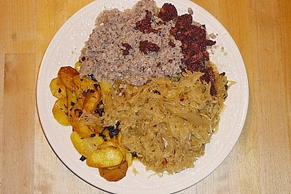 Bratkartoffeln mit Blut - und Leberwurst 3