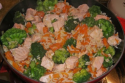 Bunte Reis - Fisch - Pfanne 11