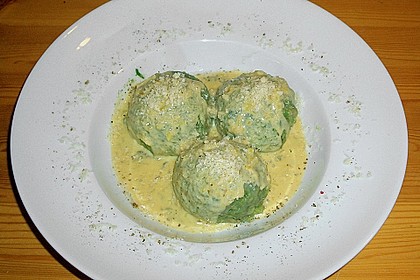 Spinatknödel 16