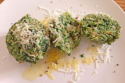 Spinatknödel 6
