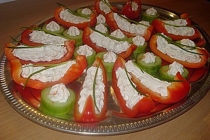 Paprikaschiffchen mit Frischk&auml;se 5