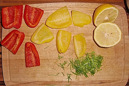 Paprikaschiffchen mit Frischk&auml;se 8