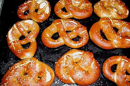 Laugenbrezel 6
