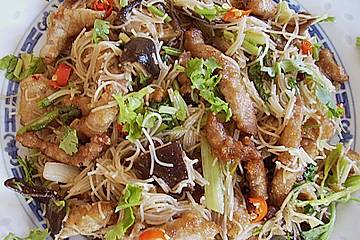 Schweinefleisch mit Glasnudeln