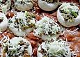 Gef&uuml;llte Champignons in Tomaten - Sahne