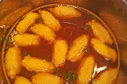 Griessnockerl (Suppeneinlage) 35