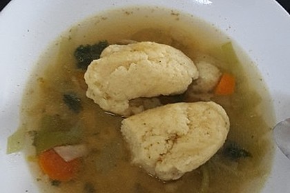 Griessnockerl (Suppeneinlage) 18