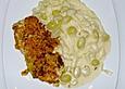 Schweineschnitzel in Cornflakes - Cashew - Panade mit Weintraubensauce