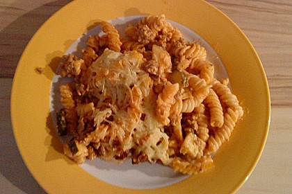 Nudelauflauf mit Chili - Hackfleisch - So&szlig;e 1