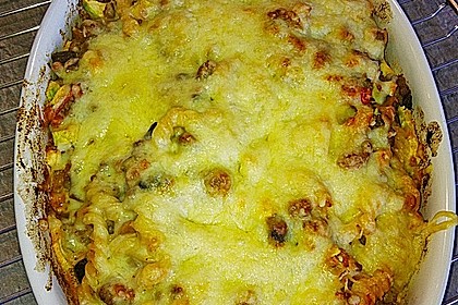 Nudelauflauf mit Chili - Hackfleisch - So&szlig;e 2