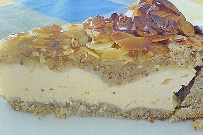 Quarkkuchen mit Mandelhaube 3