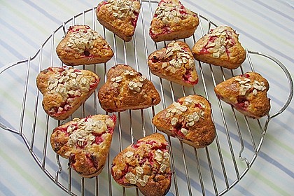 Haferflocken - Johannisbeer - Muffins 8