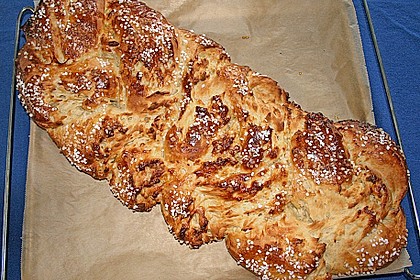 Buttermilch - Hefezopf 2