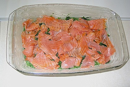 Lachsauflauf mit Spinat und Reis