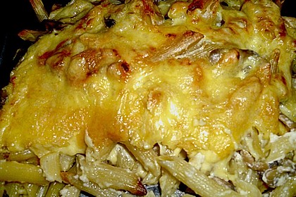 Nudelauflauf mit Schinkensahne