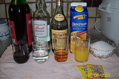 Rotweinlik&ouml;r 5