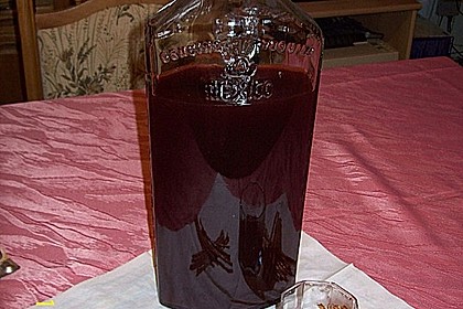 Rotweinlik&ouml;r 6