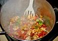 H&auml;hnchengulasch mit Sauerkraut und Paprika