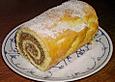 Haselnussrolle