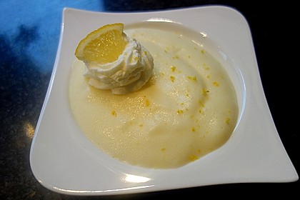 Feine Zitronencreme