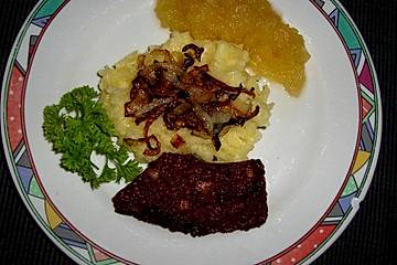 Himmel un Äd (met Blotwoosch)