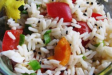 Reis - Paprika - Salat