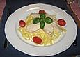 Nudeln in Pestosahne mit H&auml;hnchenfilet