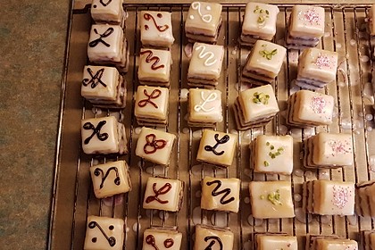 Petits Fours 55