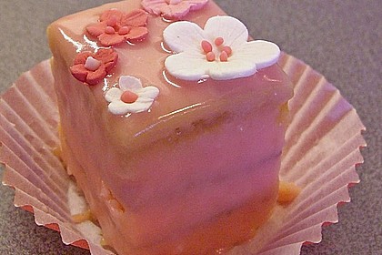 Petits Fours 3
