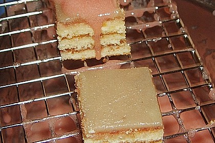 Petits Fours 78