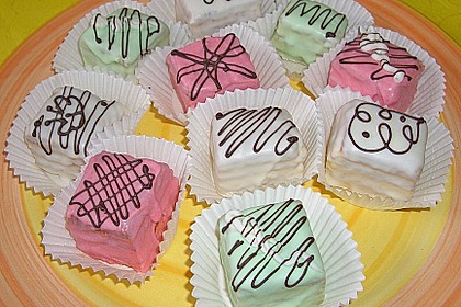 Petits Fours 4