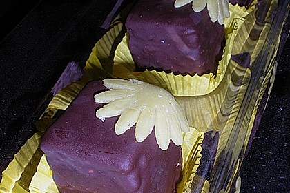 Petits Fours 41