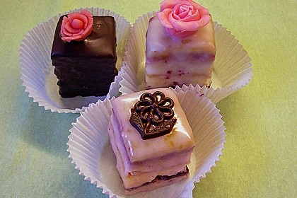Petits Fours 8