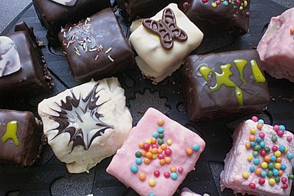 Petits Fours 51
