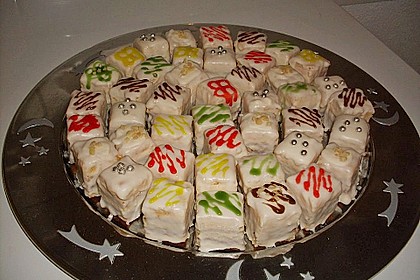 Petits Fours 48