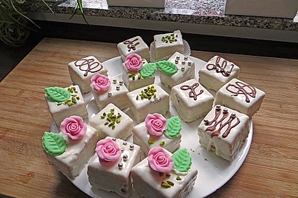 Petits Fours 1